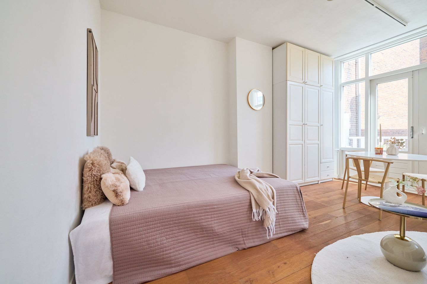 Studio with Balcony Near Utrecht Central Station — 10