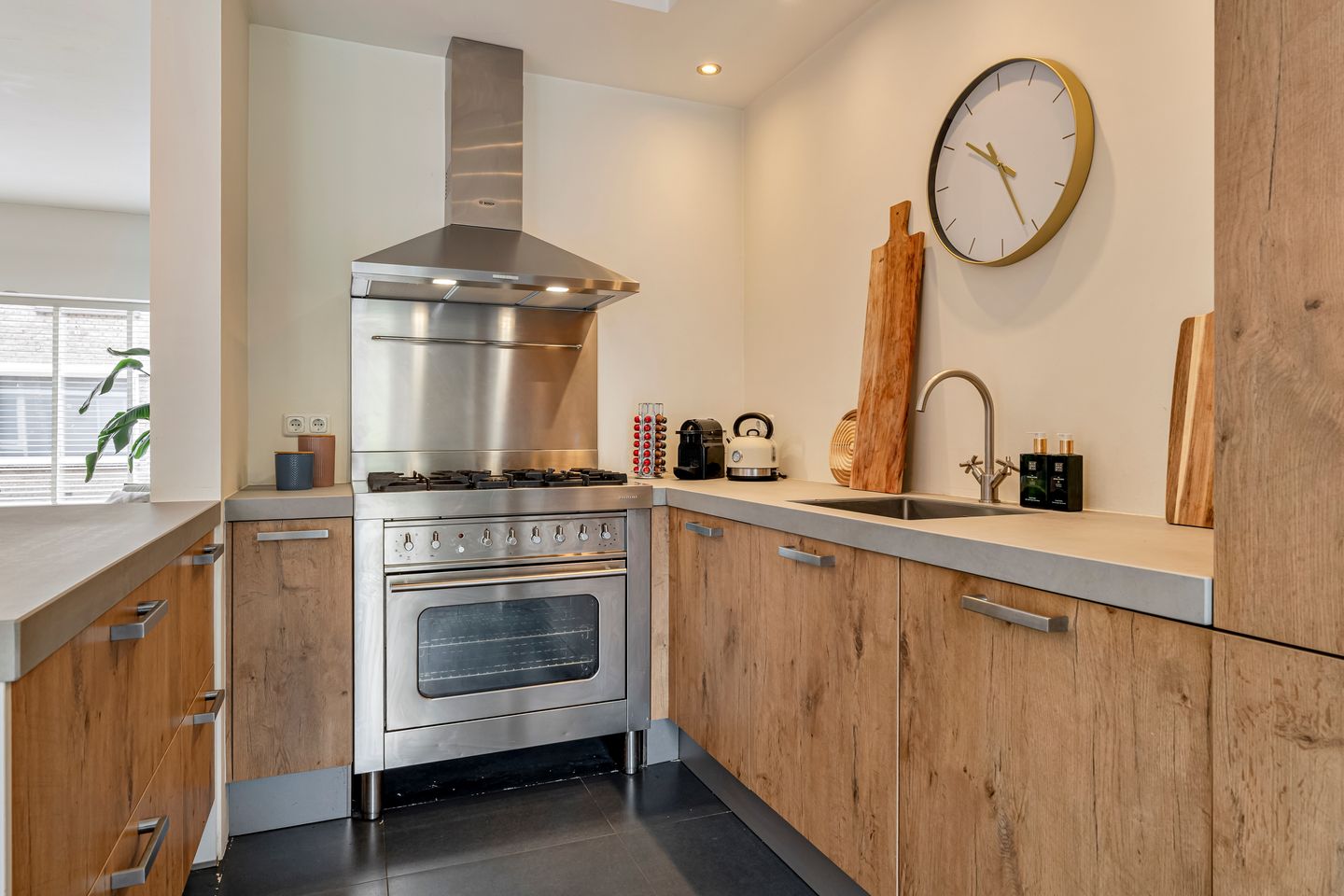 Photo 10 of Jan Maurits van Nassaustraat 7