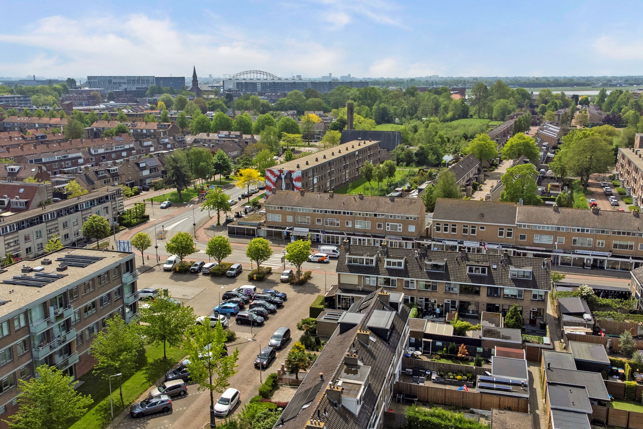 Foto 42 van Van Oldenbarneveltstraat 2