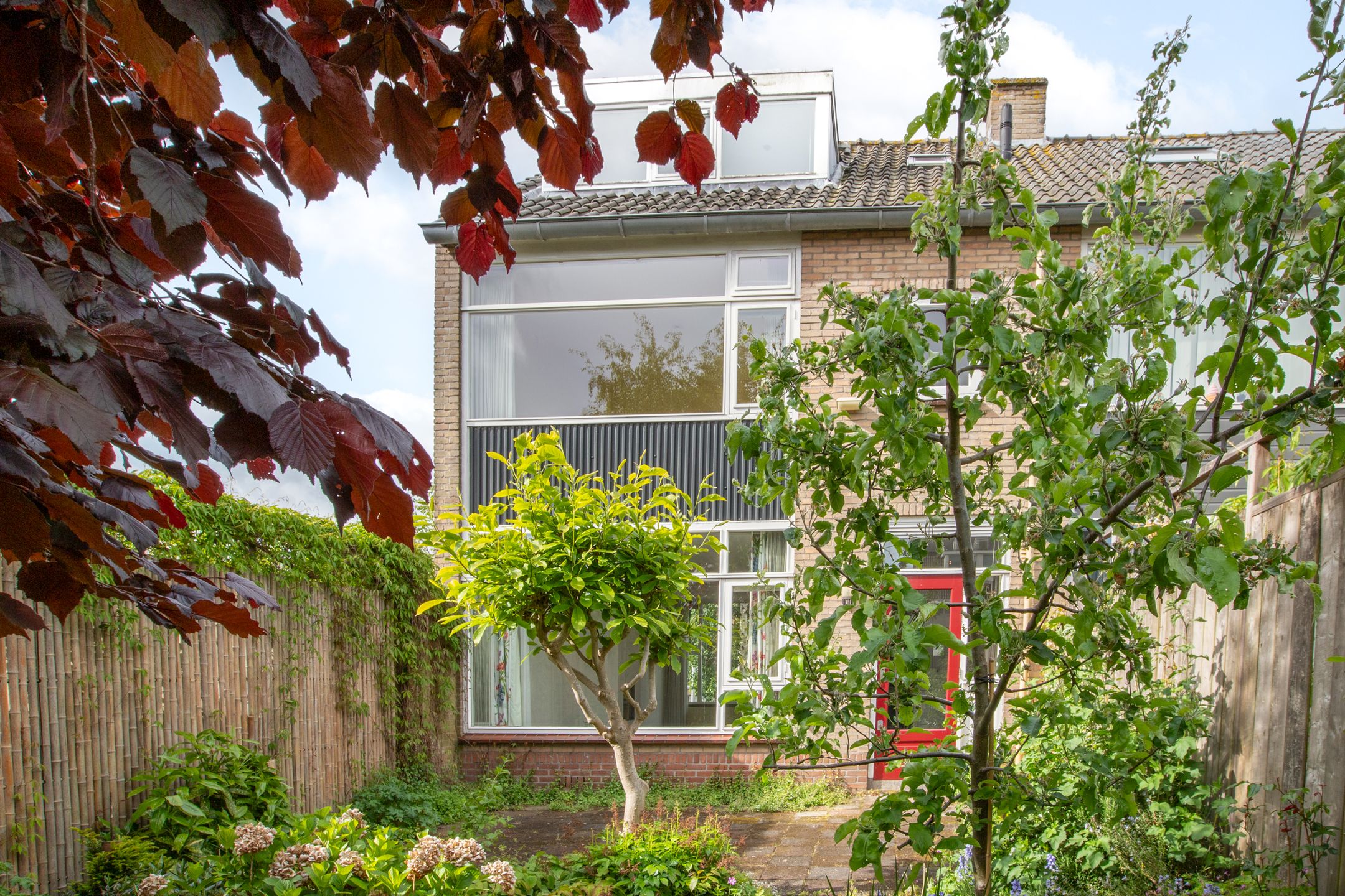 Foto 42 van Albert Schweitzerstraat 4