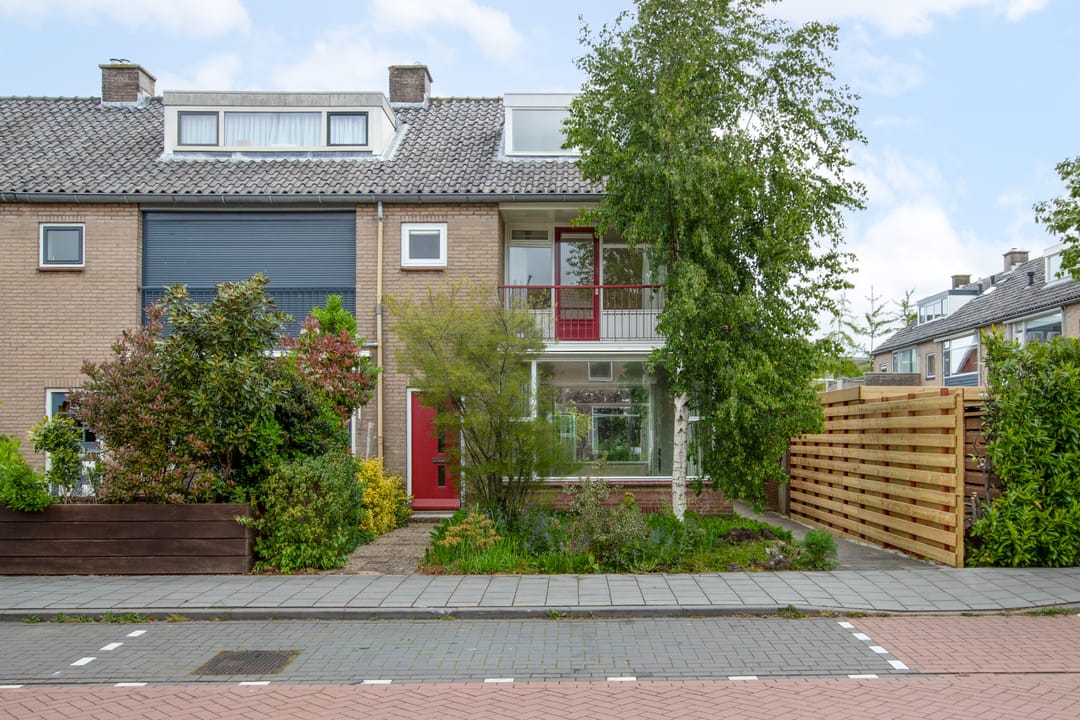 Foto 1 van Albert Schweitzerstraat 4
