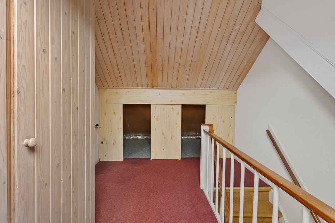 Photo 37 of Colenso 172