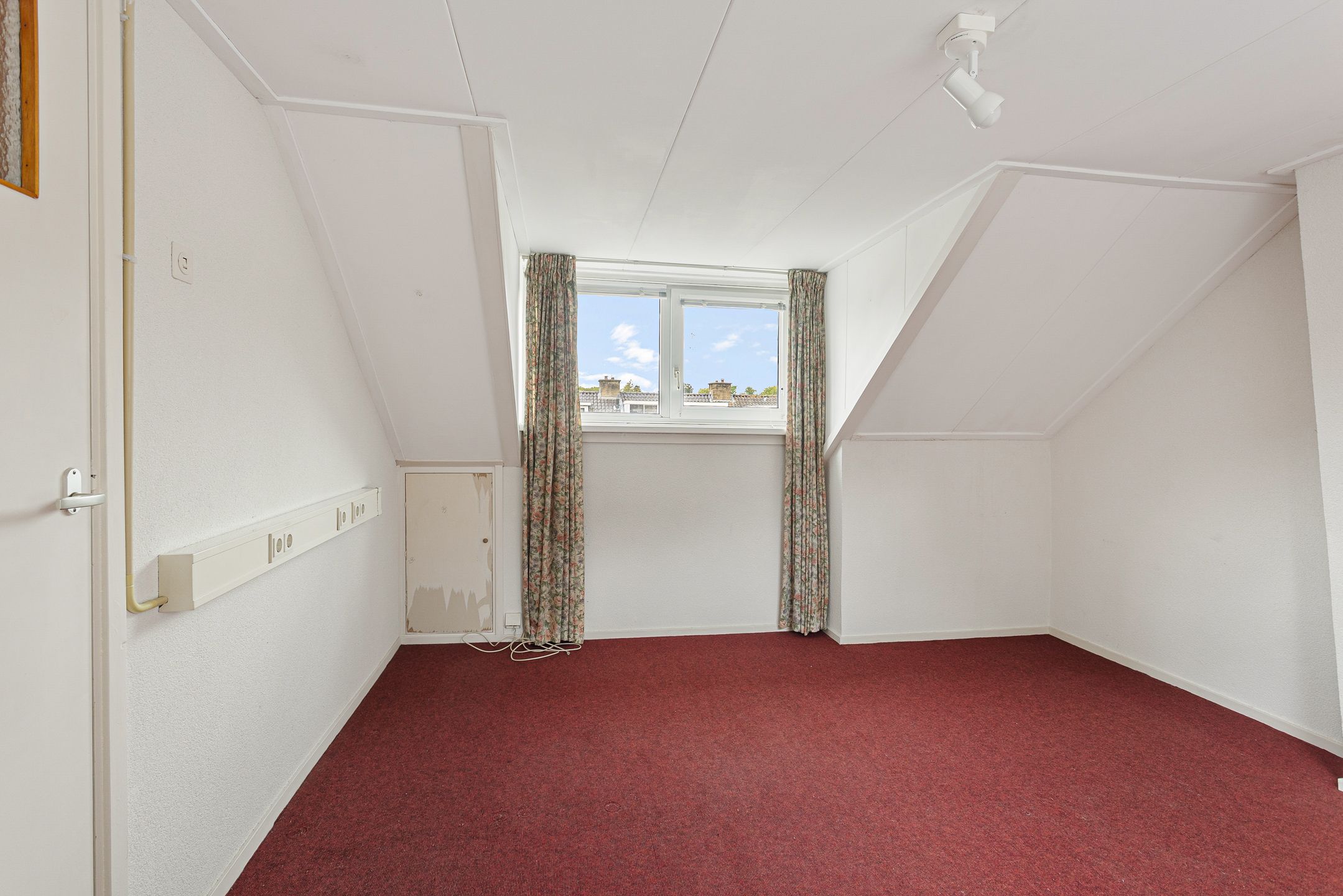 Photo 39 of Colenso 172