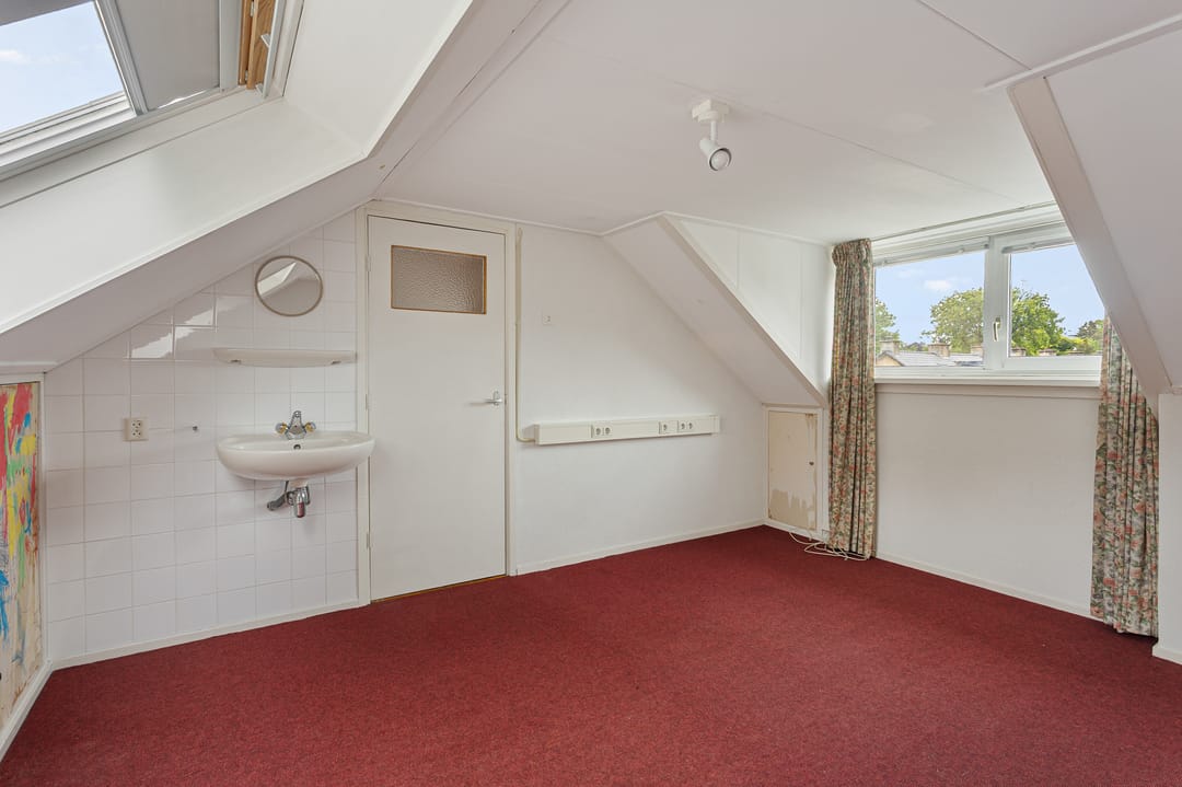 Photo 38 of Colenso 172