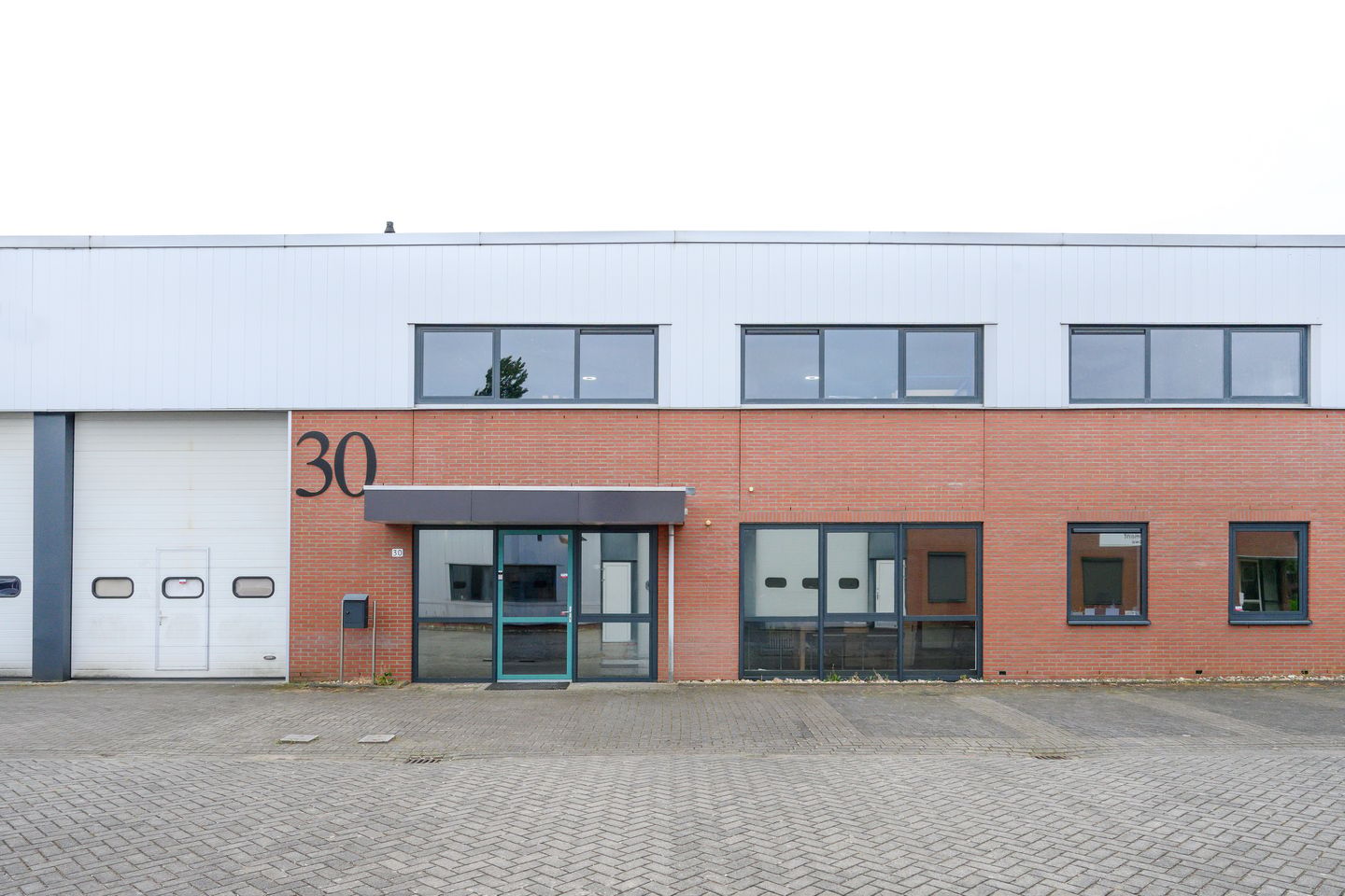 Bekijk foto 1 van Loubergweg 30