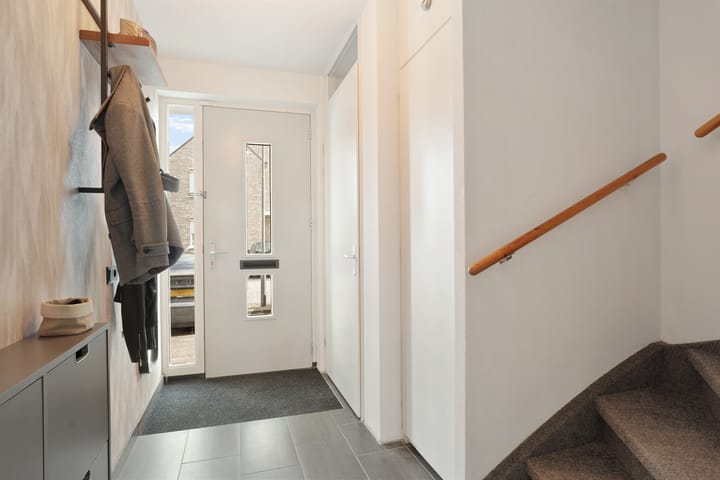 Tussenwoning te koop: Lauwersmeer 73, Zoetermeer
