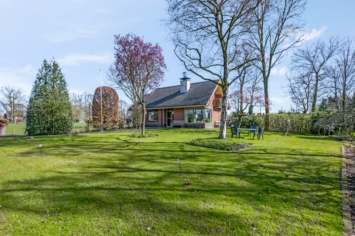 Vrijstaande woning te koop: Den Akker 12, Nijkerk