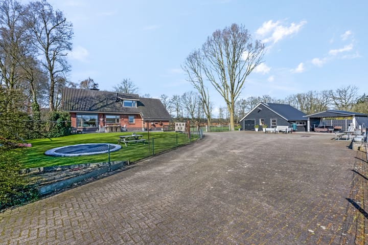 Vrijstaande woning te koop: Den Akker 12, Nijkerk