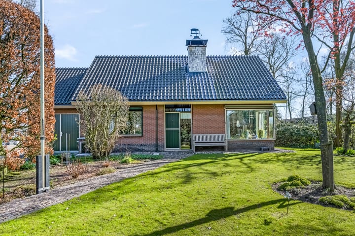 Vrijstaande woning te koop: Den Akker 12, Nijkerk