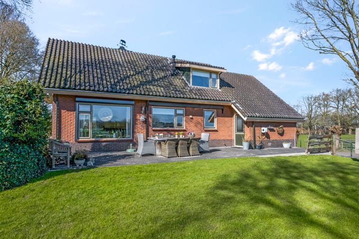 Vrijstaande woning te koop: Den Akker 12, Nijkerk