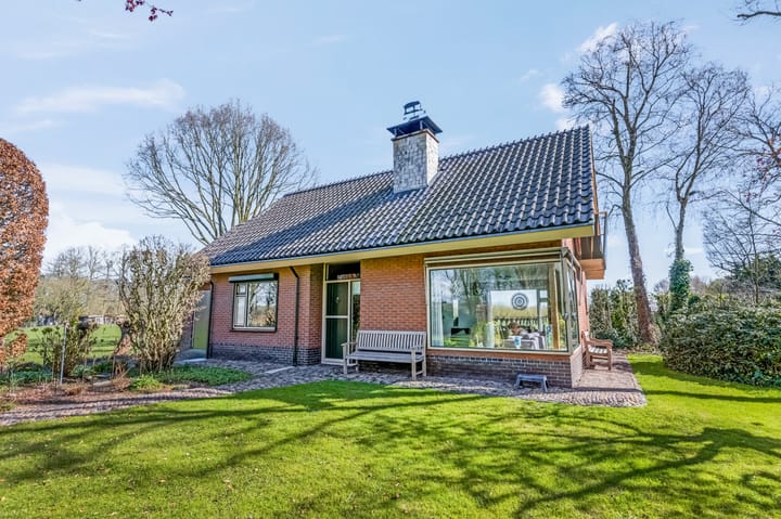 Vrijstaande woning te koop: Den Akker 12, Nijkerk