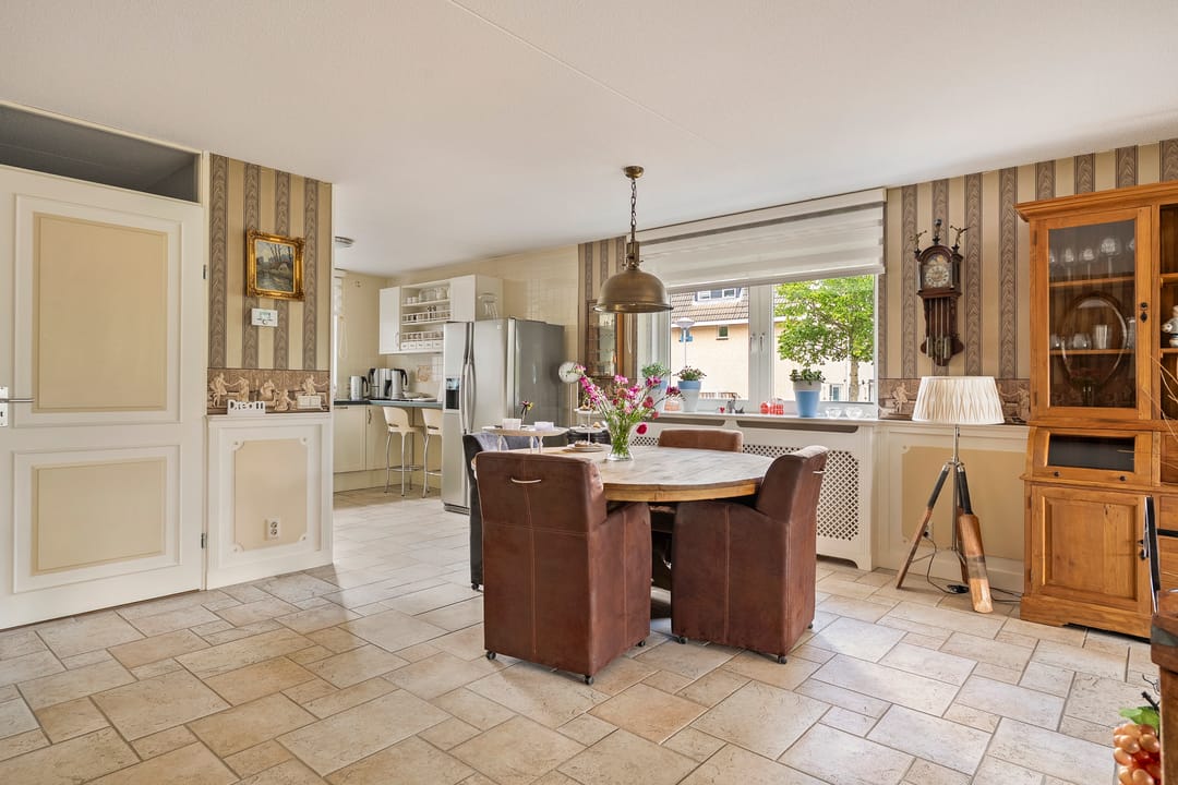 Stunning Waterfront Apartment with Exceptional Terrace on Diamant Island — 23