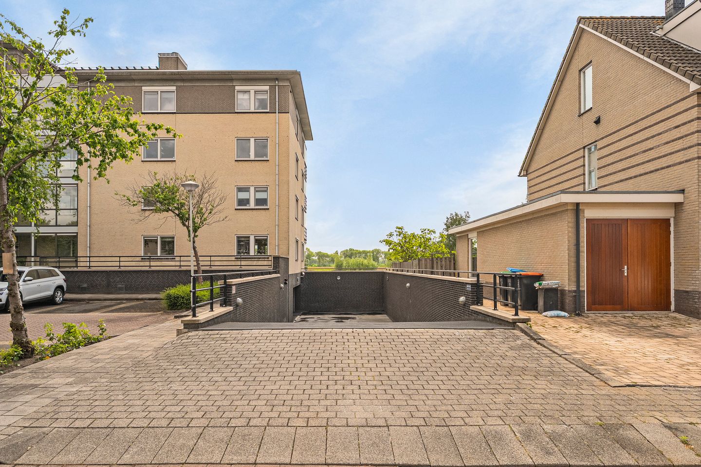 Stunning Waterfront Apartment with Exceptional Terrace on Diamant Island — 40