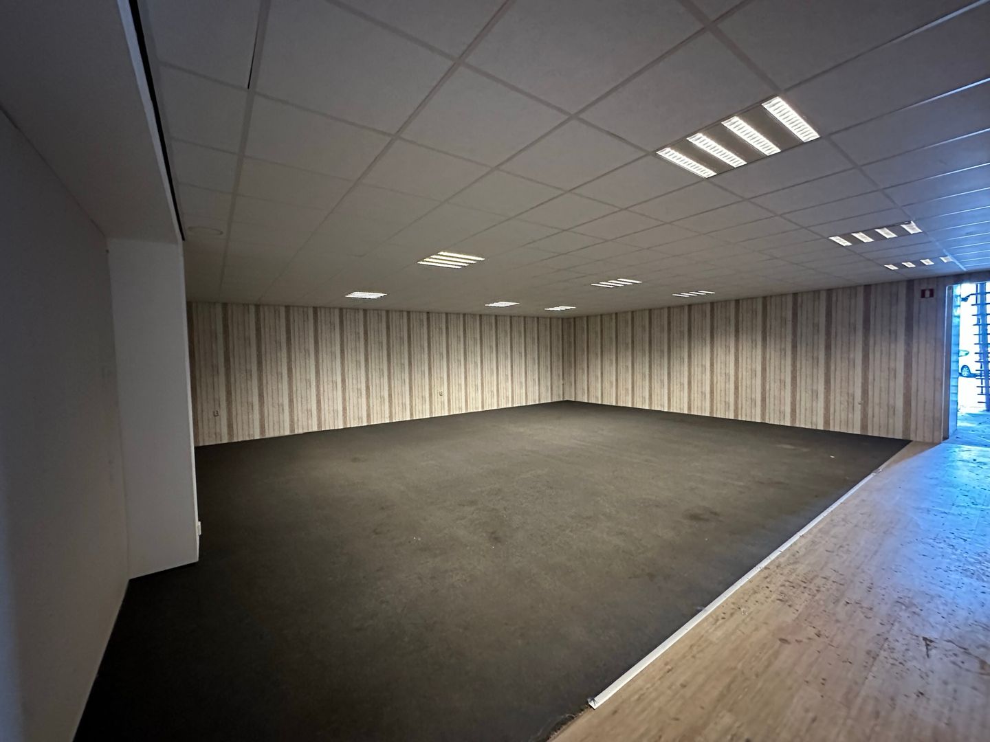 View photo 4 of De Hoogjens 42