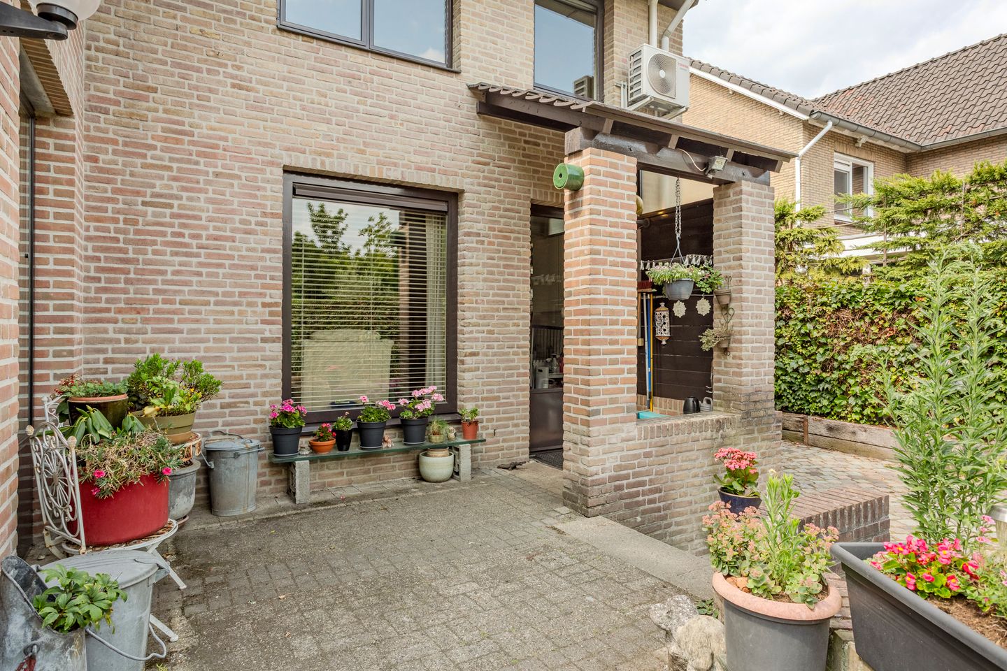 Foto 34 van Locht 83