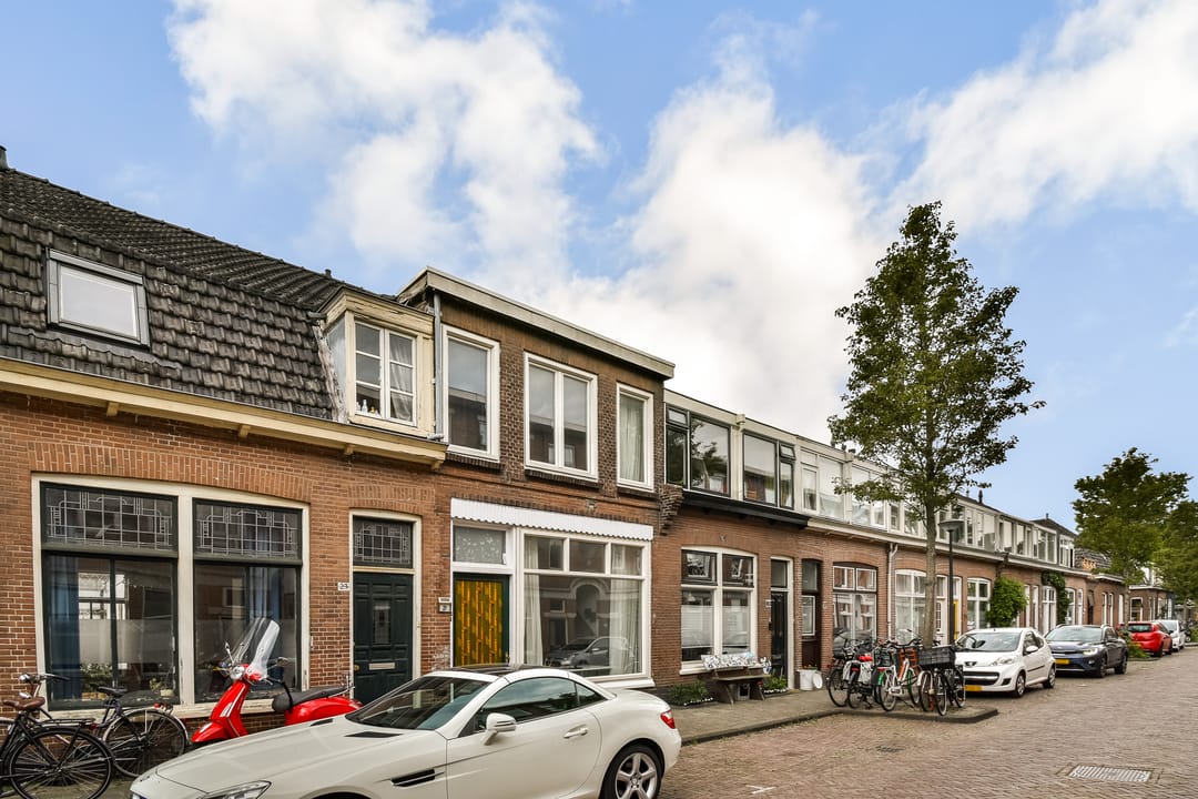 Foto 1 van De Genestetstraat 21