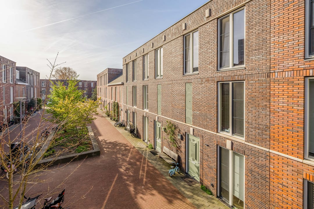 Photo 41 of Tapstraat 8