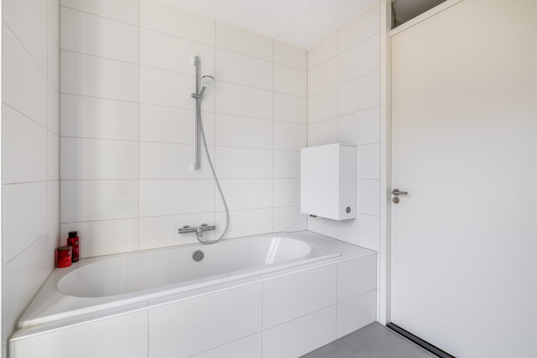 Photo 37 of Tapstraat 8