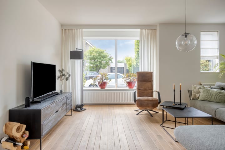Tussenwoning te koop: Aanstee 9, Klein Zundert