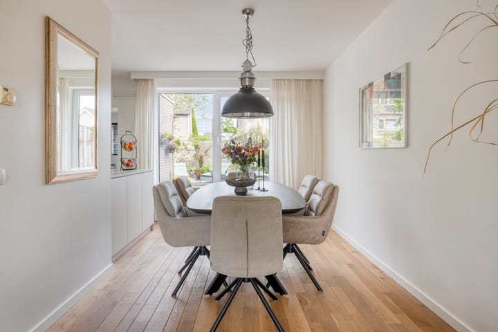 Tussenwoning te koop: Aanstee 9, Klein Zundert