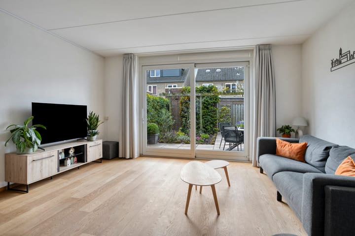Foto 4 van Mariniersstraat 12
