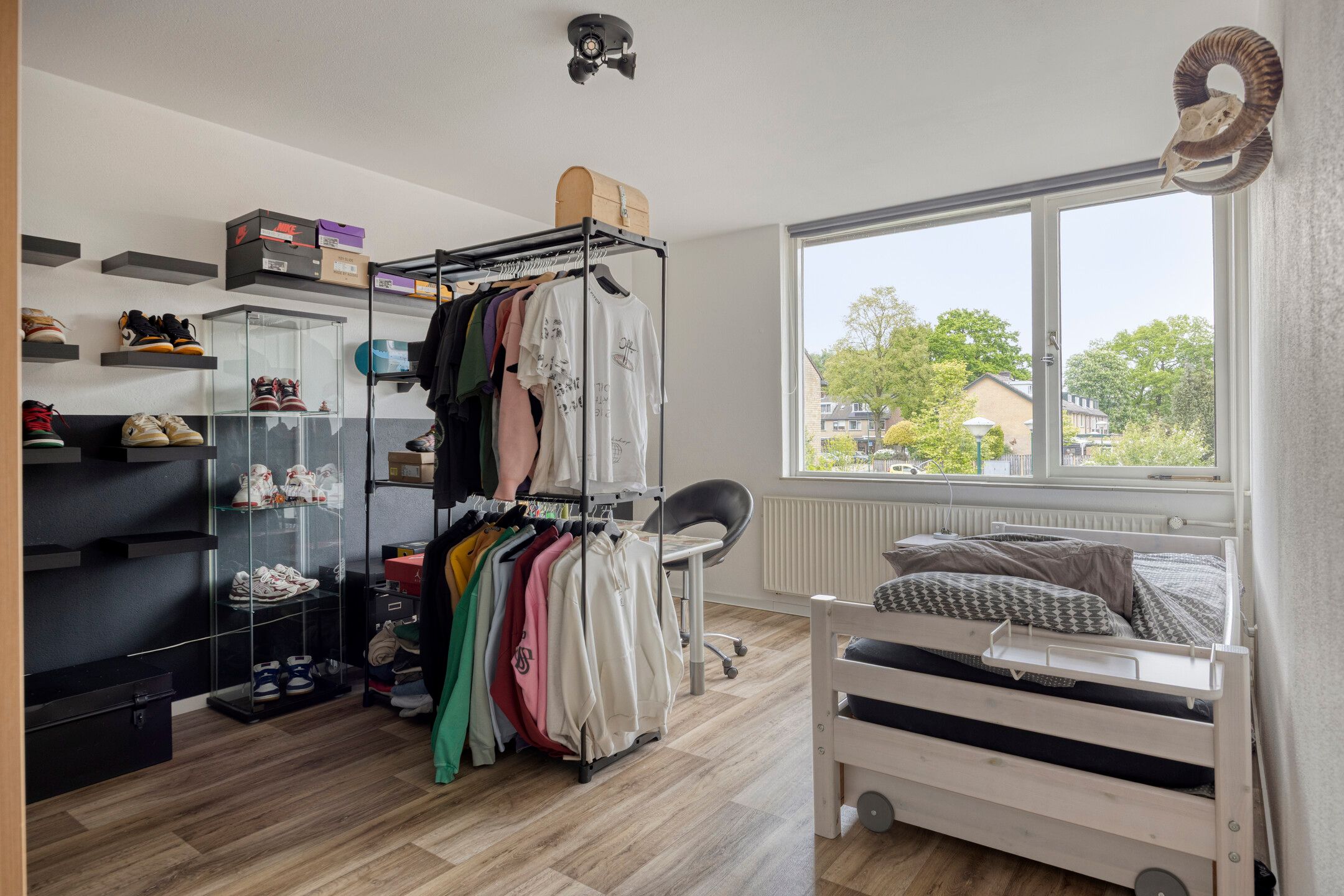 Photo 18 of Johannes Poststraat 27