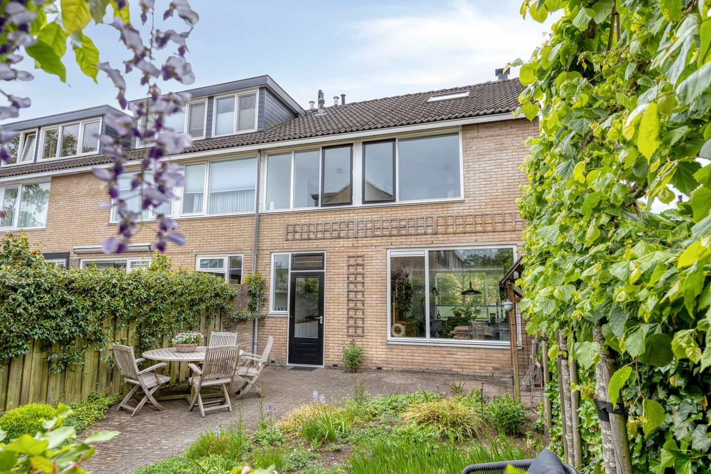 Photo 35 of Johannes Poststraat 27