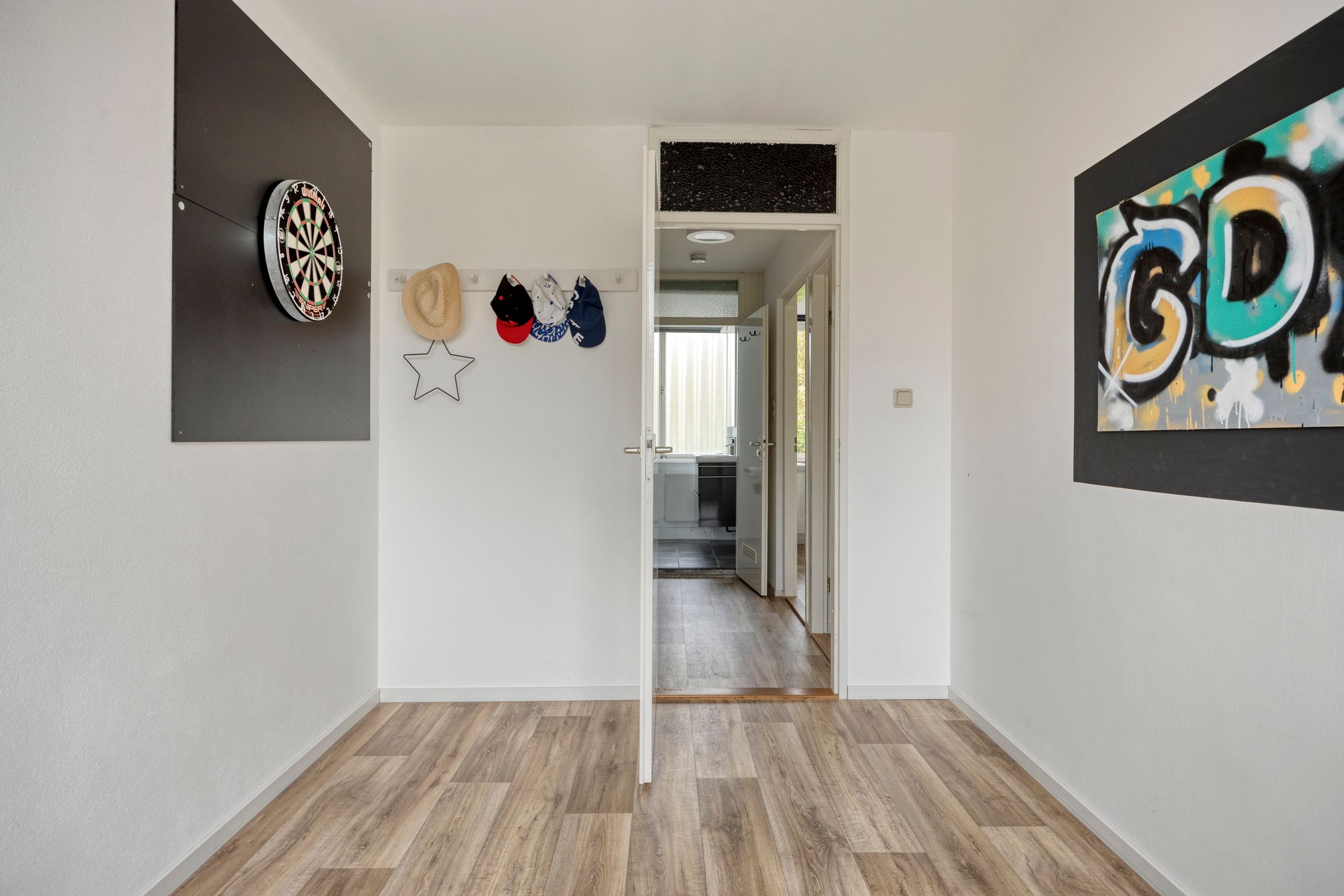 Photo 21 of Johannes Poststraat 27