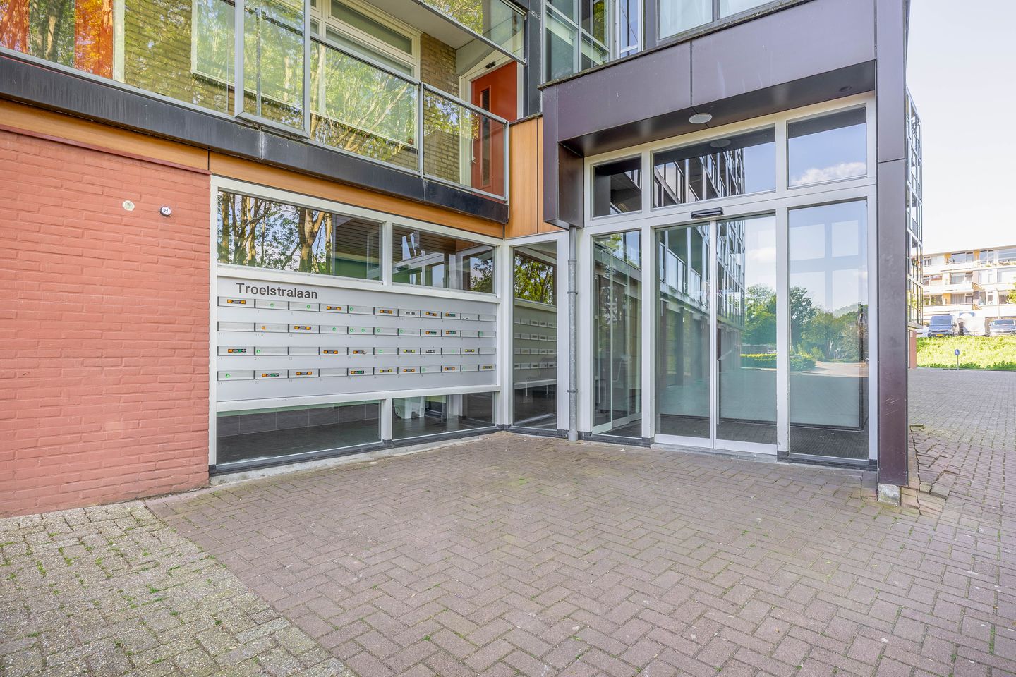 Photo 20 of Troelstralaan 7