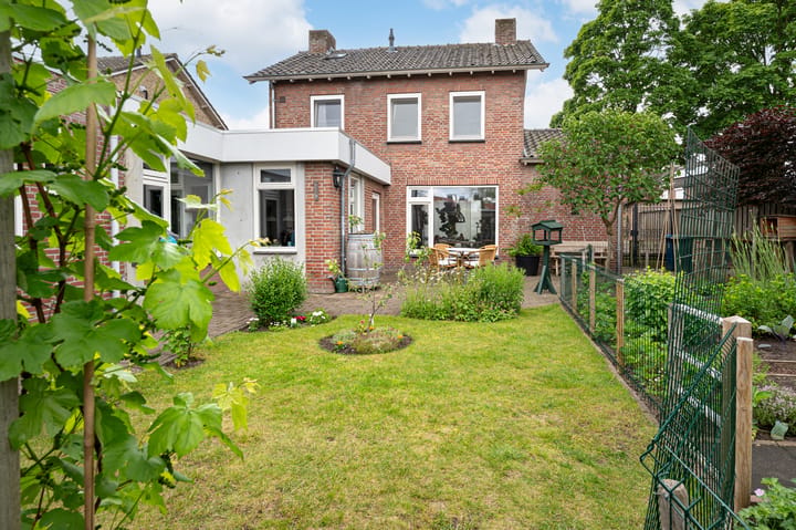 Photo 4 of Mauritsstraat 2