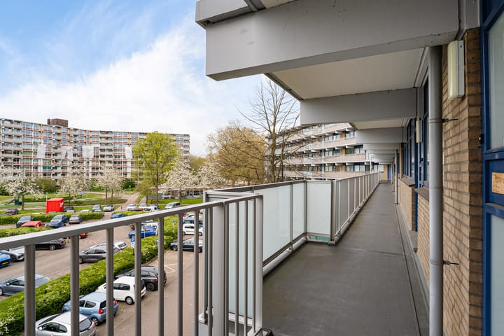 Appartement te koop: Kadoelerbos 38, Zoetermeer