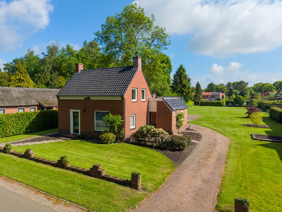 Photo 2 of Lindenlaan 9