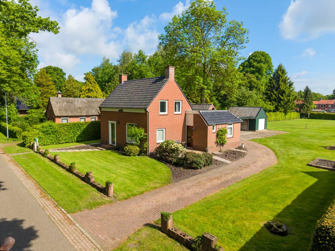 Photo 1 of Lindenlaan 9
