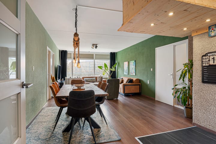 Appartement te koop: Kadoelerbos 38, Zoetermeer