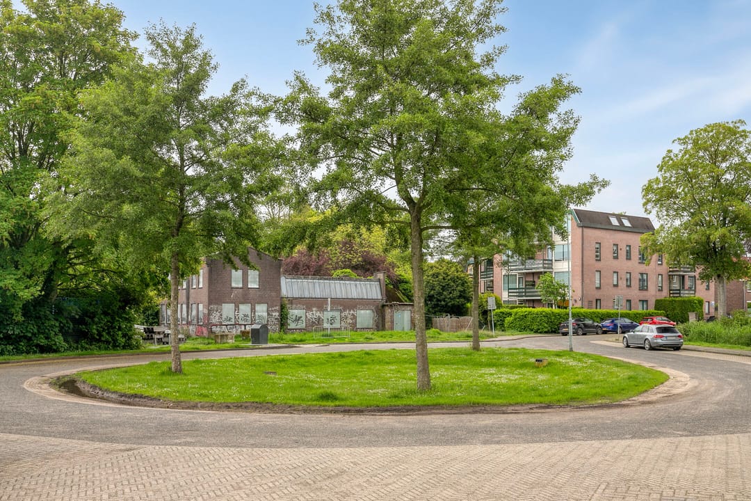 Photo 31 of J.D. van Leeuwenstraat 20