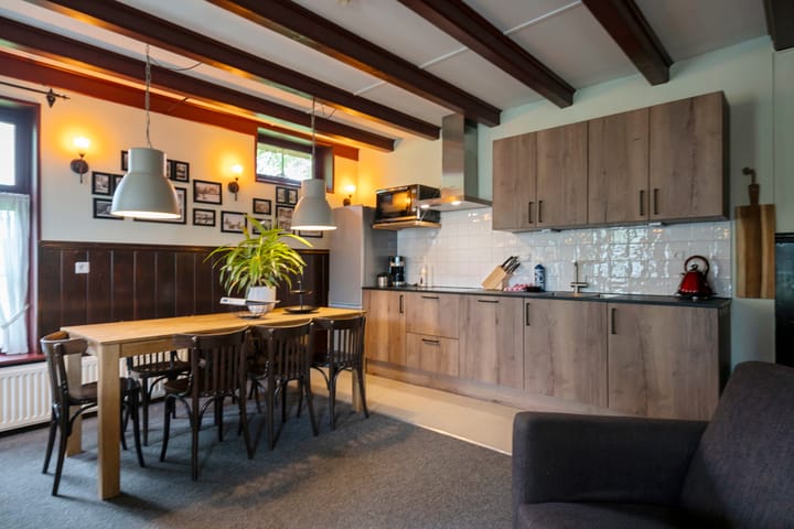 Vrijstaande woning te koop: Langesteeg 10, Giethoorn