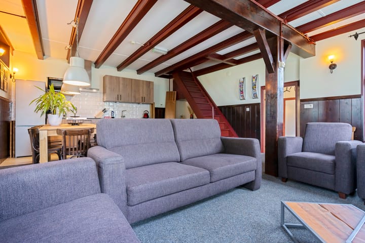 Vrijstaande woning te koop: Langesteeg 10, Giethoorn