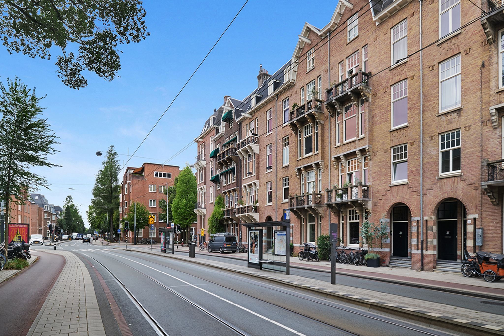Photo 33 of De Lairessestraat 120-2