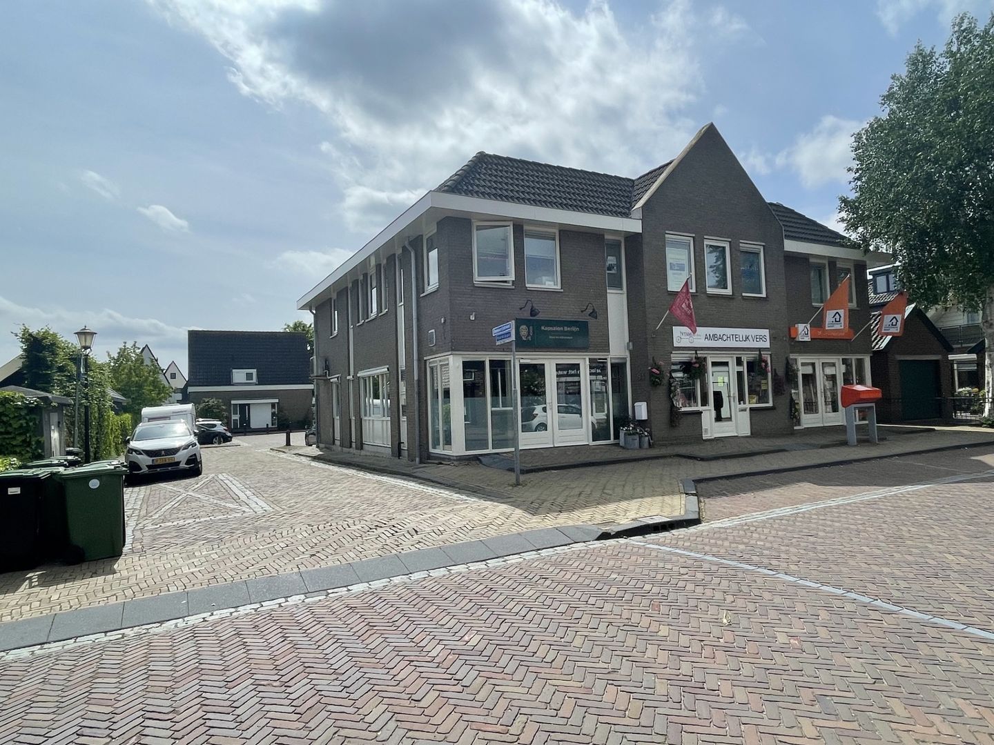 View photo 5 of Kerklaan 100