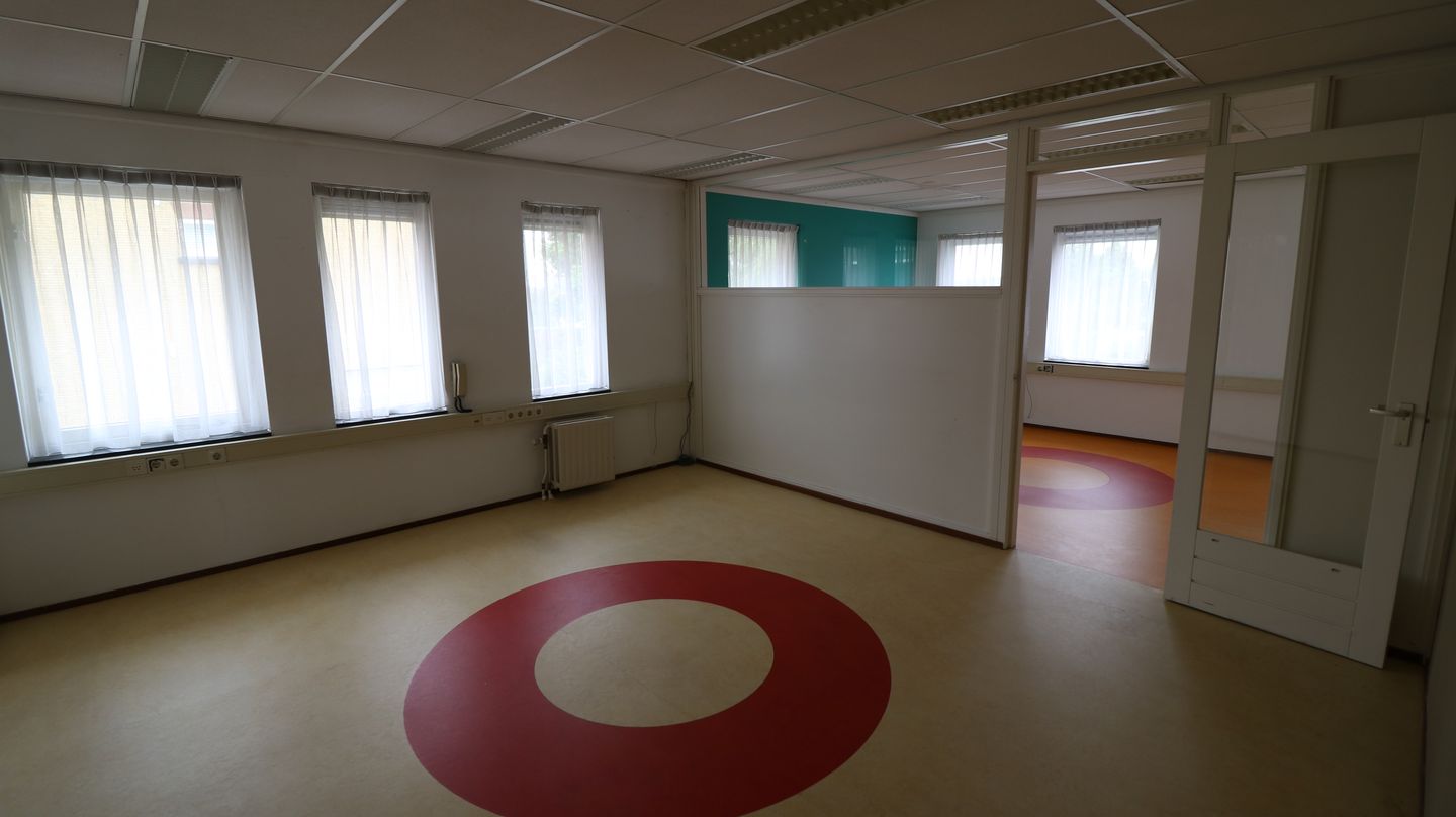 Bekijk foto 4 van Kerklaan 100