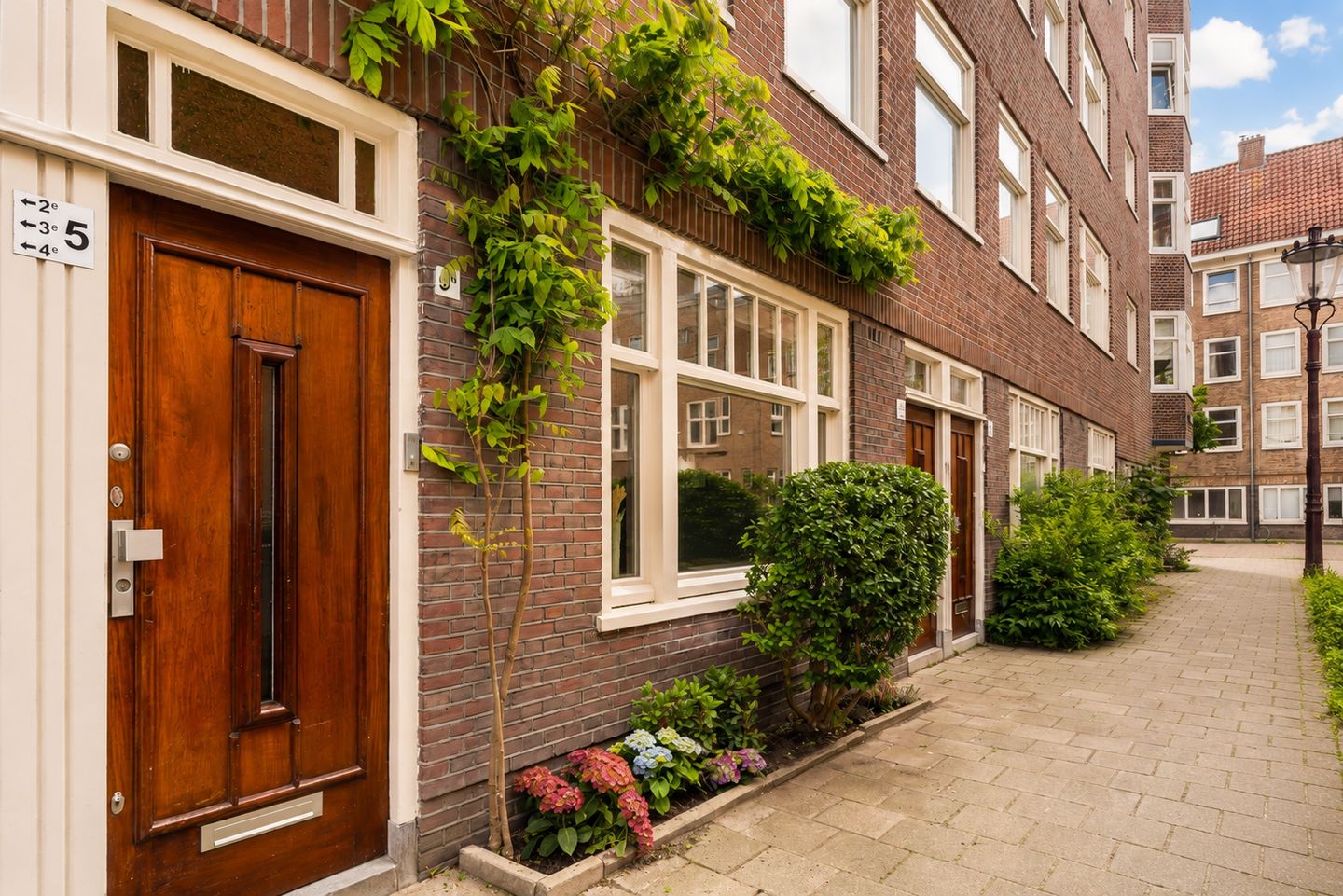 Foto 5 van Luzacstraat 5-H
