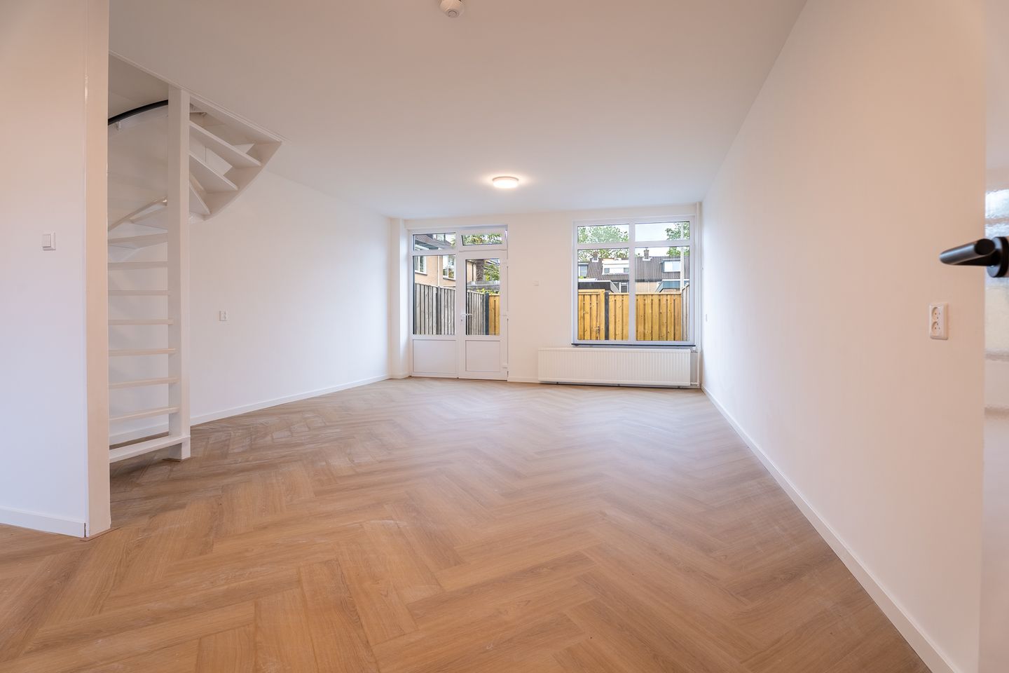 Foto 4 van Van der Burghstraat 10