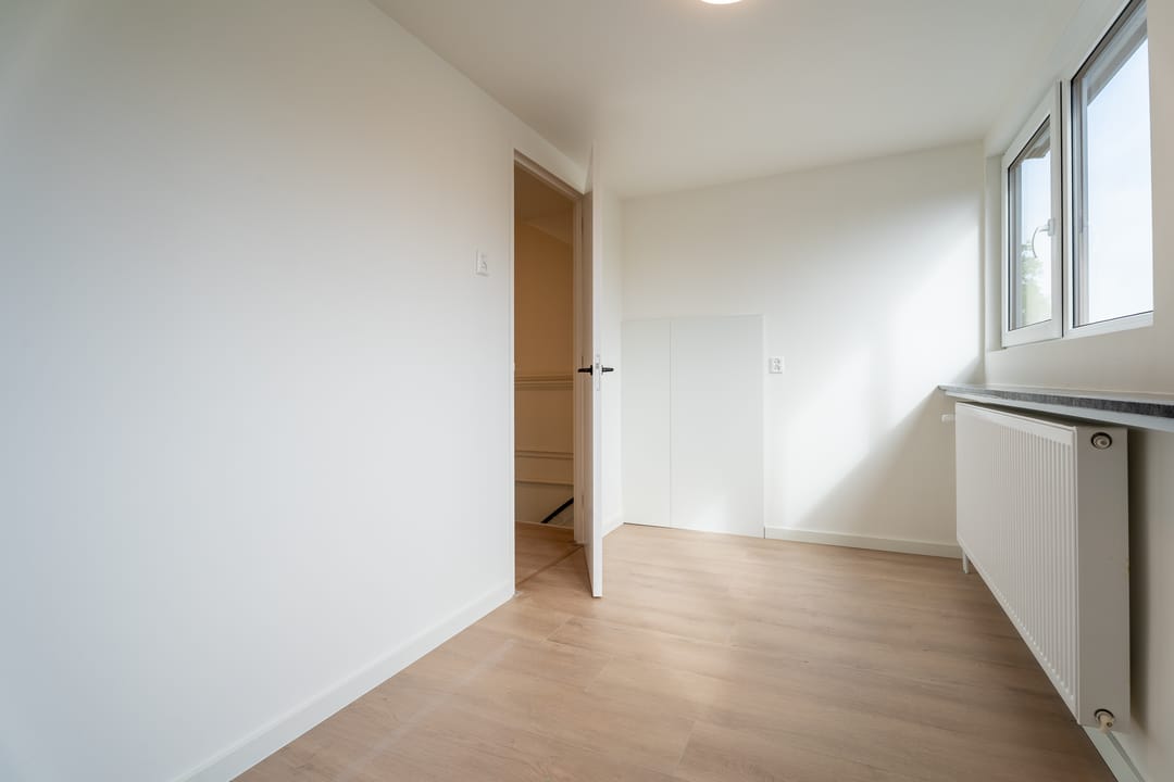 Foto 13 van Van der Burghstraat 10