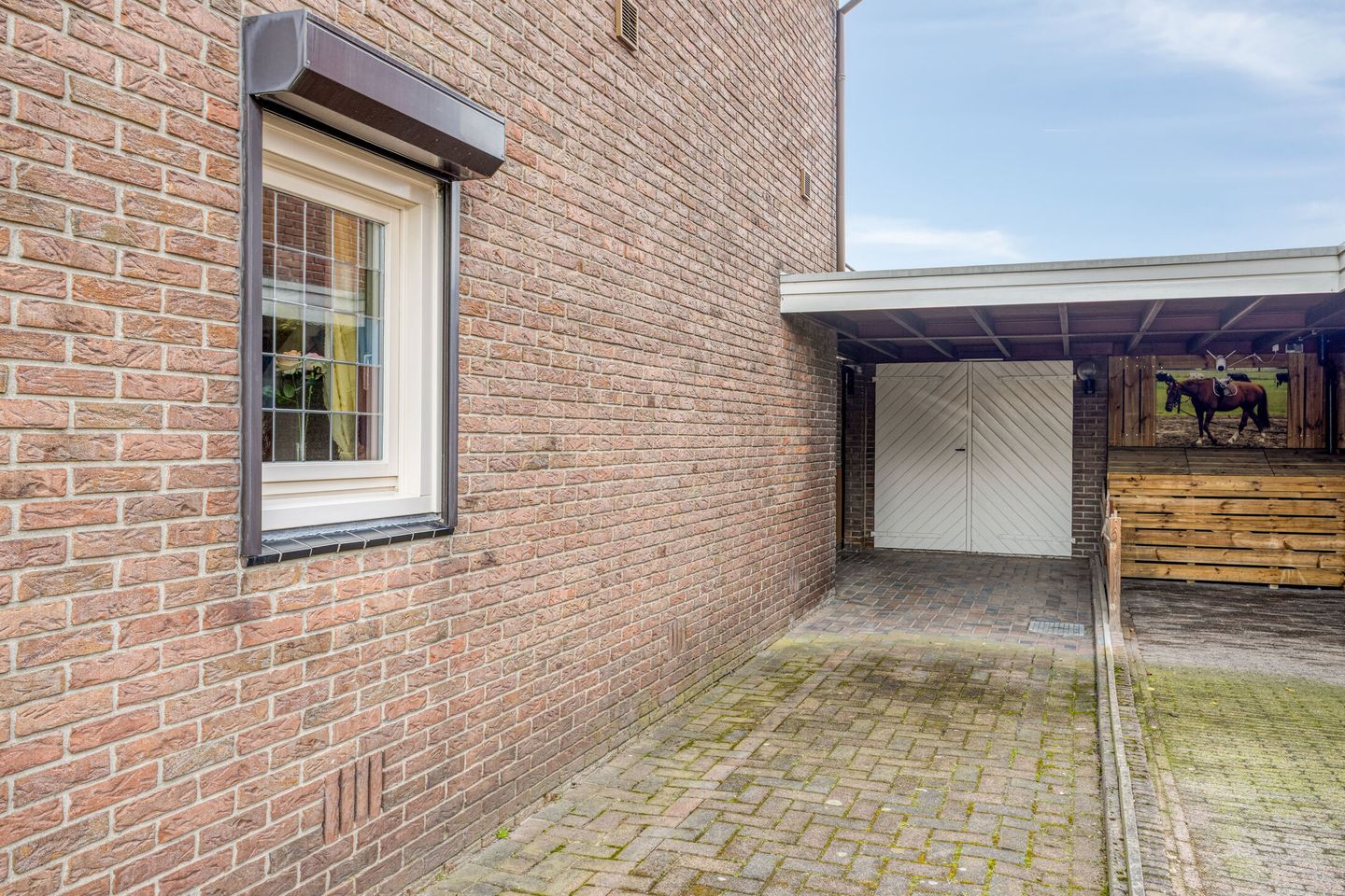 Photo 34 of Uiverstraat 20