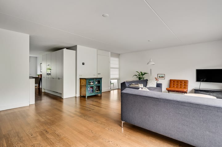 Tussenwoning te koop: Kloosterbosch 12, Maastricht