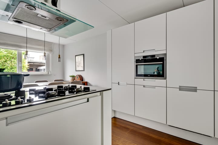 Tussenwoning te koop: Kloosterbosch 12, Maastricht