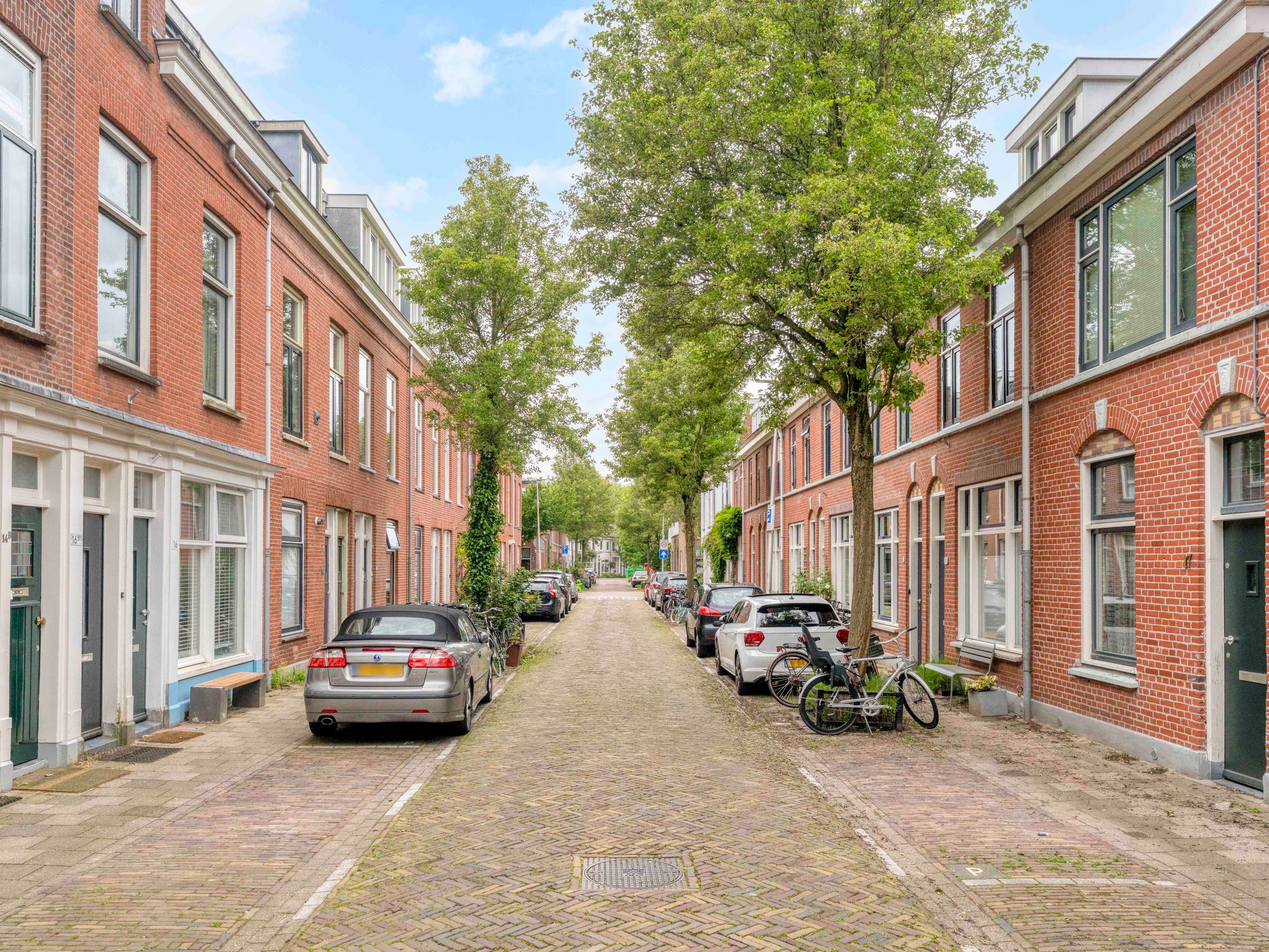 Photo 21 of Van Diemenstraat 20