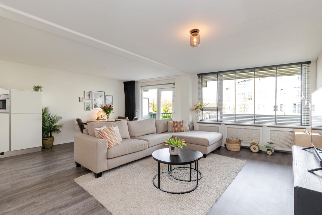 Photo 1 of De Velden 24