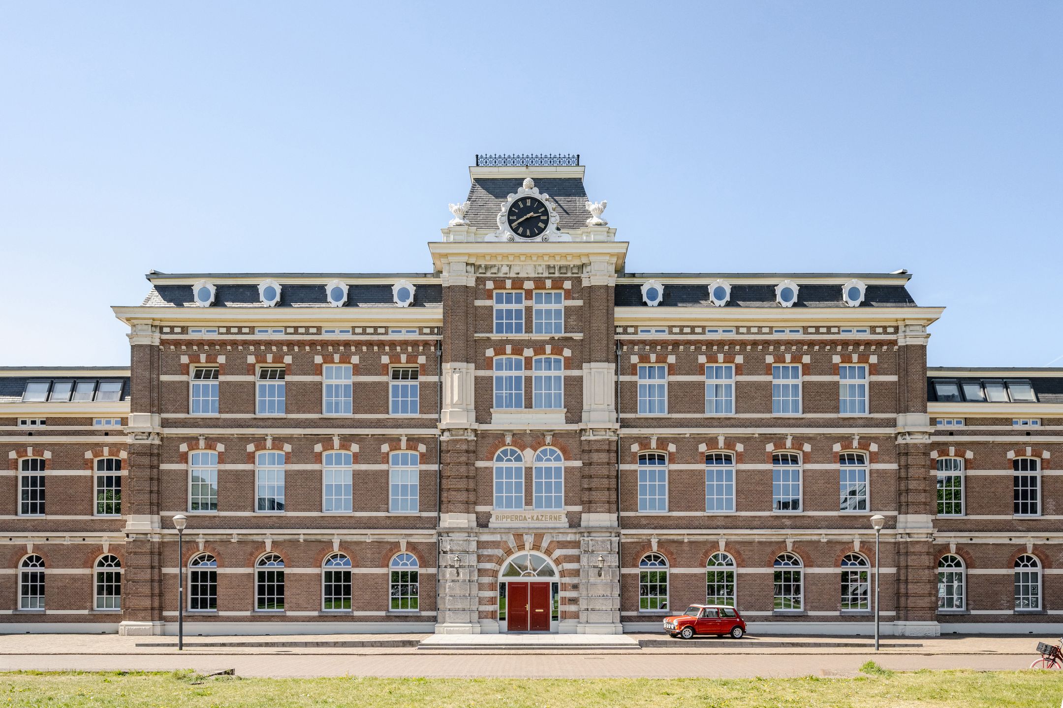 Kazerneplein 11