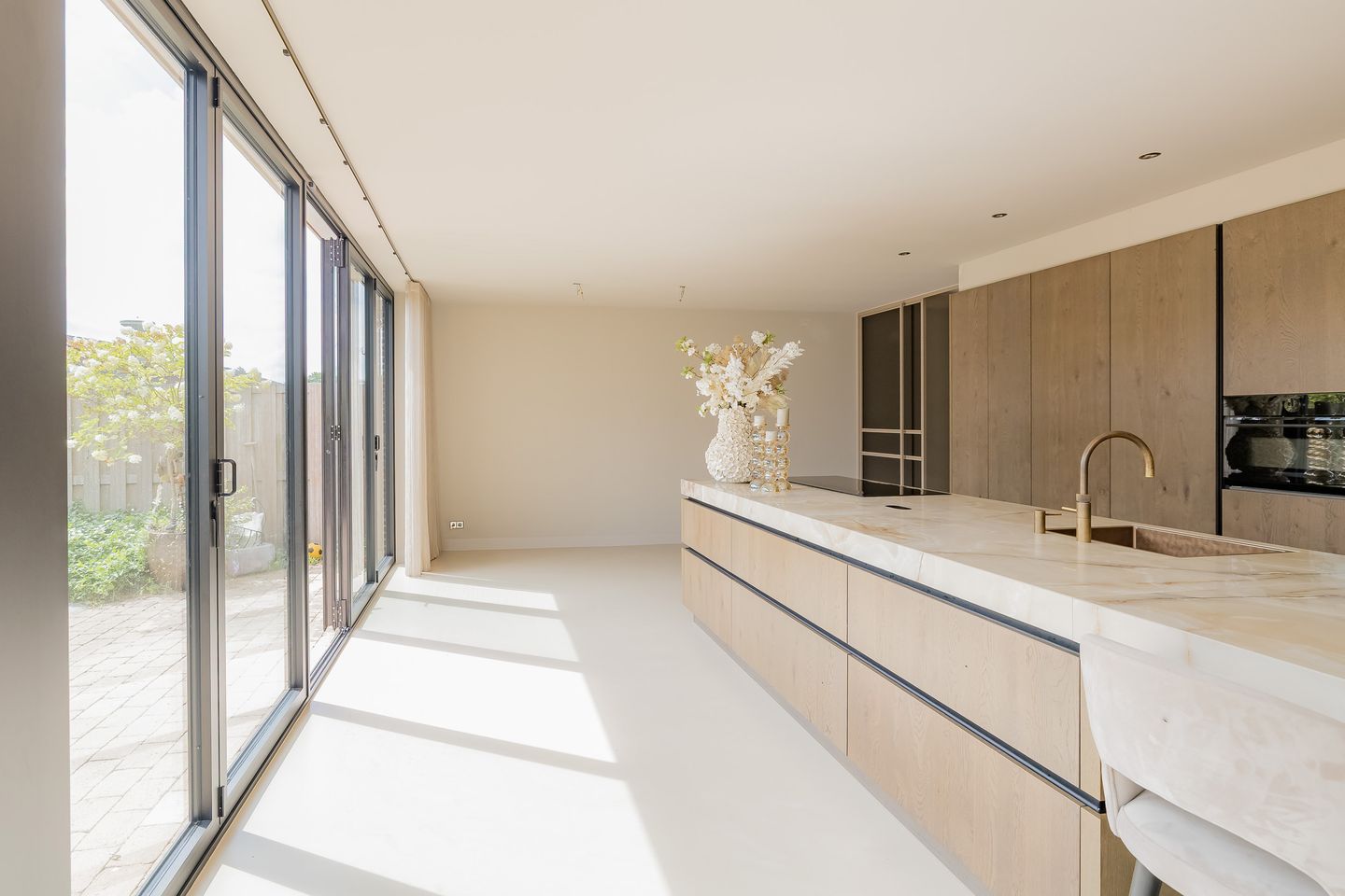 Spacious Semi-Detached Family Home Near Dunes with Luxury Extension — 10